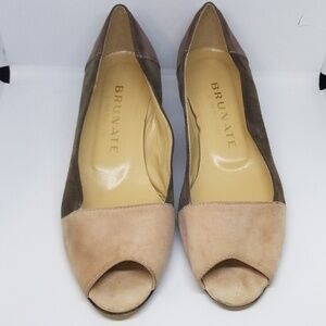 Brunate tan suede peep toe shoe 37